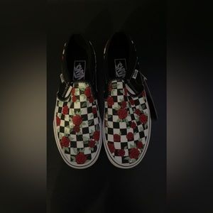 Rose checkered vans never worn